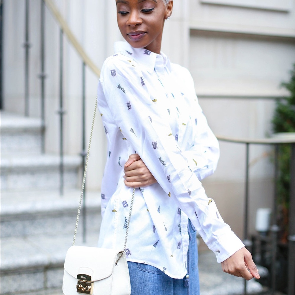 NYC Taxi Print Button Up - Picture 6 of 6